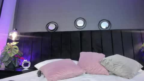   online show from March 11, 2026, 4:18 am