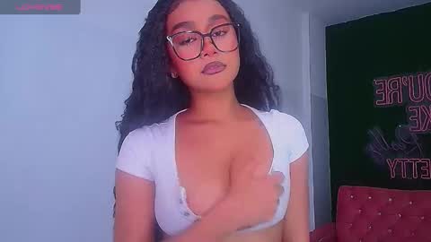 Snapshot of brenda_a_ chatting on December 27, 2024, 2:01 pm Brendi online show from December 27, 2024, 2:01 pm