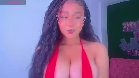 Snapshot of brenda_a_ chatting on December 30, 2024, 10:53 am Brendi online show from December 30, 2024, 10:53 am