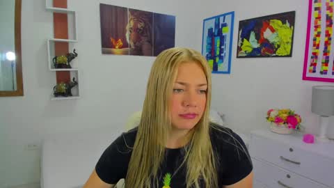 Brenda  online show from January 7, 2025, 12:09 pm
