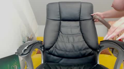 Brenda Skye online show from December 12, 2024, 6:47 am