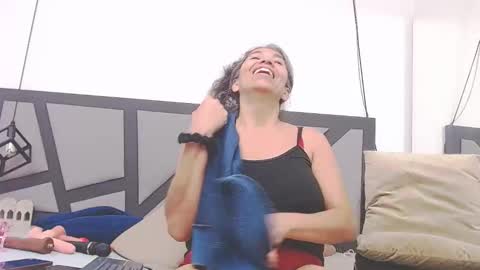 Snapshot of brenda_velasquez chatting on October 24, 2025, 7:43 pm BRENDA VELASQUEZ online show from October 24, 2025, 7:43 pm