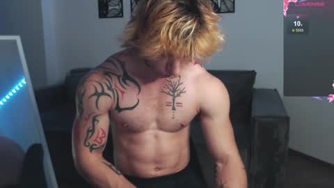 Snapshot of brendan__piks chatting on October 15, 2025, 2:50 pm brendan__piks online show from October 15, 2025, 2:50 pm