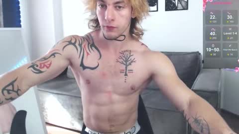 Snapshot of brendan__piks chatting on October 17, 2025, 9:12 am brendan__piks online show from October 17, 2025, 9:12 am