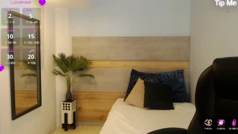 Snapshot of brendathompson_ chatting on September 25, 2025, 2:59 am Brenda online show from September 25, 2025, 2:59 am