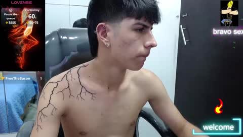 Snapshot of brent18_ chatting on March 7, 2025, 8:45 am Esteban online show from March 7, 2025, 8:45 am