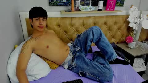 Snapshot of brent18_ chatting on September 21, 2025, 2:13 am Esteban online show from September 21, 2025, 2:13 am