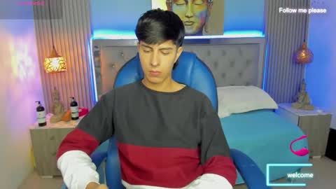 Snapshot of brent18_ chatting on October 27, 2025, 4:49 am Esteban online show from October 27, 2025, 4:49 am