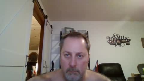 Snapshot of brettsky chatting on December 27, 2024, 10:26 pm hey online show from December 27, 2024, 10:26 pm