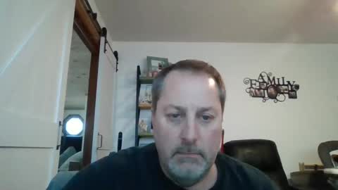 Snapshot of brettsky chatting on January 4, 2025, 4:54 pm hey online show from January 4, 2025, 4:54 pm