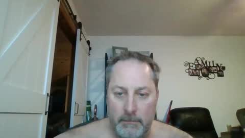 Snapshot of brettsky chatting on January 29, 2025, 10:32 pm hey online show from January 29, 2025, 10:32 pm