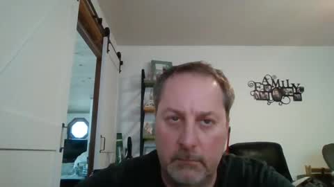 Snapshot of brettsky chatting on February 16, 2025, 5:26 pm hey online show from February 16, 2025, 5:26 pm
