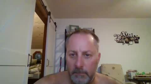 Snapshot of brettsky chatting on September 12, 2025, 11:37 pm hey online show from September 12, 2025, 11:37 pm