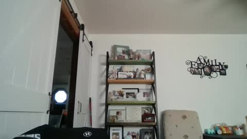 Snapshot of brettsky chatting on October 9, 2025, 2:48 pm hey online show from October 9, 2025, 2:48 pm