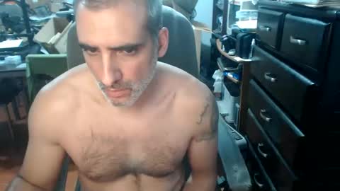 Snapshot of brfer chatting on December 21, 2024, 3:25 am Fer online show from December 21, 2024, 3:25 am