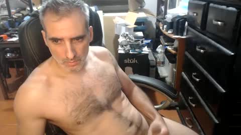 Snapshot of brfer chatting on February 24, 2025, 4:27 am Fer online show from February 24, 2025, 4:27 am