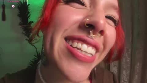 Snapshot of bri_von_dhara_ chatting on October 29, 2025, 7:48 pm Bri online show from October 29, 2025, 7:48 pm