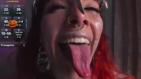 Snapshot of bri_von_dhara_ chatting on November 1, 2025, 8:33 pm Bri online show from November 1, 2025, 8:33 pm