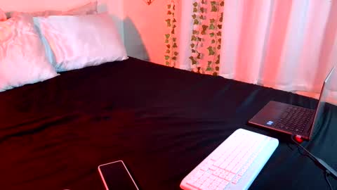 Snapshot of briabubbles69 chatting on December 7, 2024, 7:38 am Bria Bubbles online show from December 7, 2024, 7:38 am