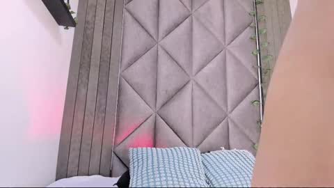 B R I A  online show from November 24, 2025, 1:27 am