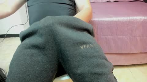 Snapshot of brian_chiki chatting on January 29, 2025, 12:54 am Brian Chiki online show from January 29, 2025, 12:54 am