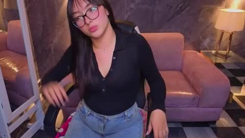 Bria online show from April 16, 2026, 8:09 pm