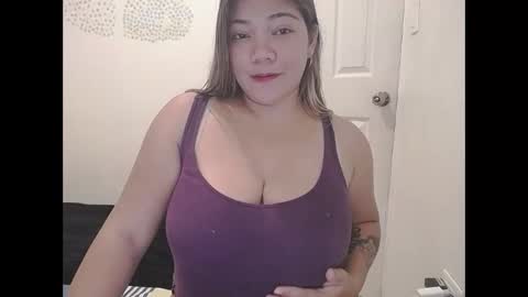 Briana online show from November 19, 2025, 1:05 am