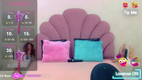 BRIANA online show from September 17, 2025, 9:22 am