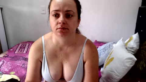 Snapshot of brianabarnes chatting on June 24, 2026, 1:54 pm brianabarnes online show from June 24, 2026, 1:54 pm