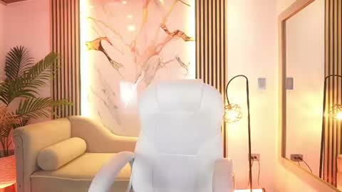 Snapshot of brianalane chatting on June 13, 2026, 7:01 pm Briana Lane online show from June 13, 2026, 7:01 pm