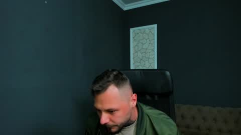 Snapshot of brianhunts chatting on May 13, 2026, 4:10 am Brian online show from May 13, 2026, 4:10 am