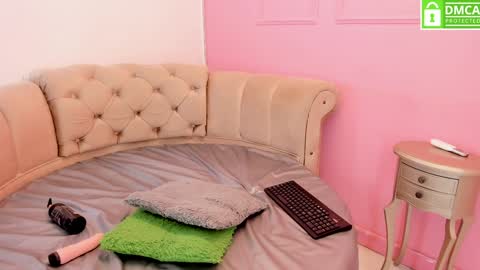 Snapshot of briannaduque chatting on December 31, 2024, 1:08 pm Brianna online show from December 31, 2024, 1:08 pm