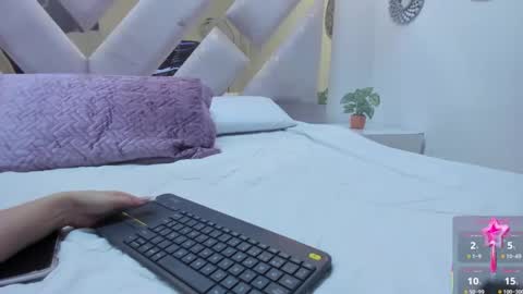 Brianna  online show from September 22, 2025, 12:29 pm