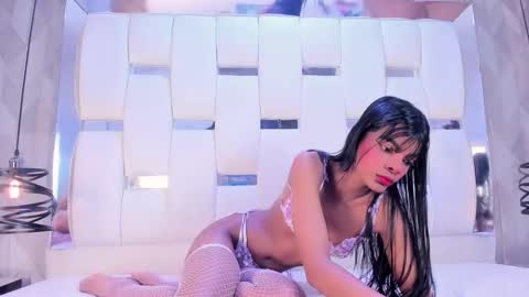 briannaroses1 online show from October 5, 2025, 8:40 pm