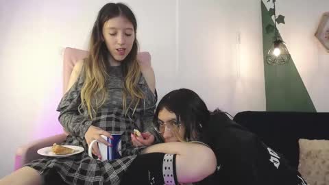 briarandblair online show from March 4, 2025, 2:32 pm