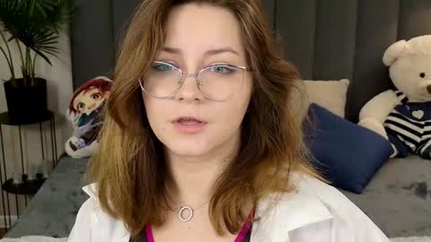 briarwynn online show from February 3, 2026, 6:40 am