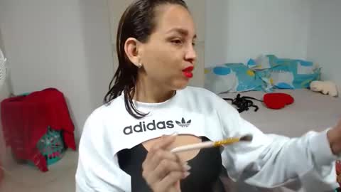 Snapshot of brida_angela29 chatting on May 17, 2026, 10:00 am brida_angela29 online show from May 17, 2026, 10:00 am