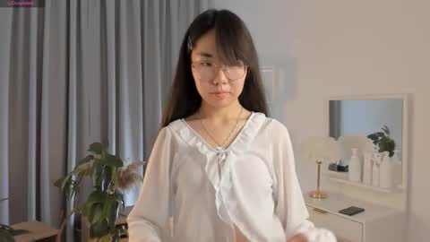 Snapshot of bridgetbottrell chatting on September 11, 2025, 3:12 pm Hanna online show from September 11, 2025, 3:12 pm