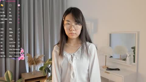 Snapshot of bridgetbottrell chatting on September 12, 2025, 3:34 pm Hanna online show from September 12, 2025, 3:34 pm