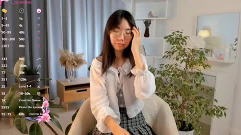 Snapshot of bridgetbottrell chatting on October 4, 2025, 3:21 pm Hanna online show from October 4, 2025, 3:21 pm