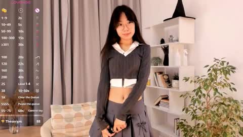 Snapshot of bridgetbottrell chatting on October 27, 2025, 1:09 am Hanna online show from October 27, 2025, 1:09 am