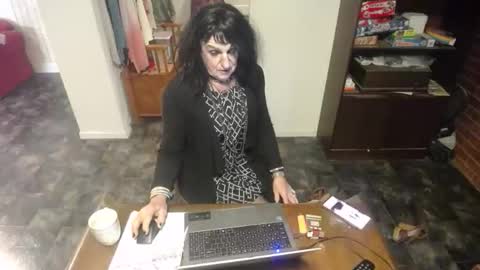 bridgetfouru online show from June 5, 2026, 6:52 am