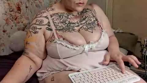 Leela Marie xo online show from May 19, 2026, 5:03 am