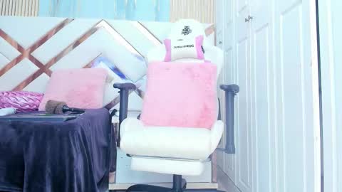 BIRGGITTEBONY online show from March 17, 2026, 8:12 pm