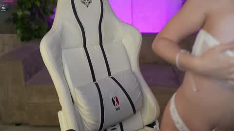 Diamonds Girls online show from September 28, 2025, 6:24 pm