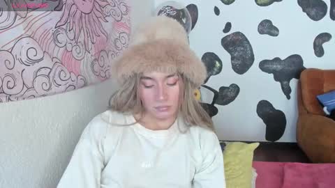 Snapshot of brihanna_cooper chatting on November 6, 2025, 2:07 pm bri online show from November 6, 2025, 2:07 pm