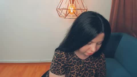 brilliantegirl_ online show from May 28, 2026, 9:50 am