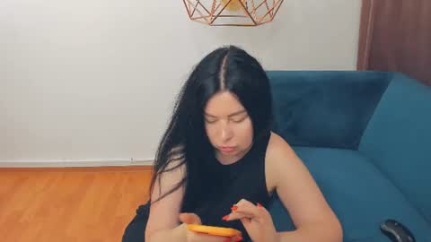 Snapshot of brilliantegirl_ chatting on June 26, 2026, 6:18 am brilliantegirl_ online show from June 26, 2026, 6:18 am