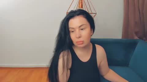 Snapshot of brilliantegirl_ chatting on July 5, 2026, 7:04 am brilliantegirl_ online show from July 5, 2026, 7:04 am