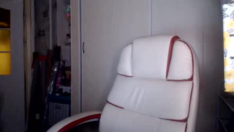 brilliantly online show from November 7, 2025, 8:14 am